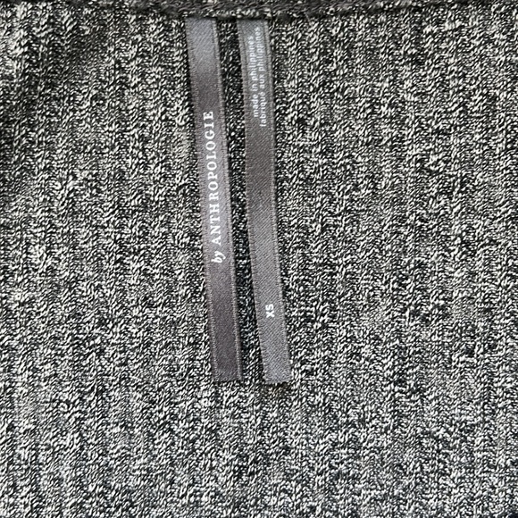 Anthropologie Gray Long Sleeve Lace Detail - Picture 4 of 5